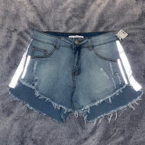 Akira Jean Shorts